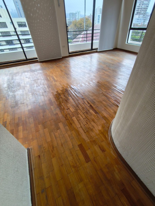Vende Impecable Depto. en Sector Poniente de Viña del Mar