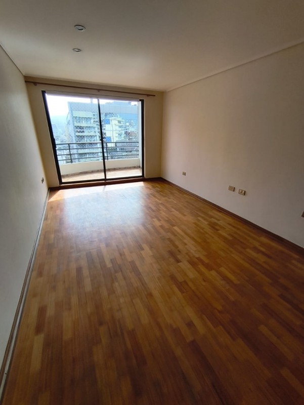 Vende Impecable Depto. en Sector Poniente de Viña del Mar