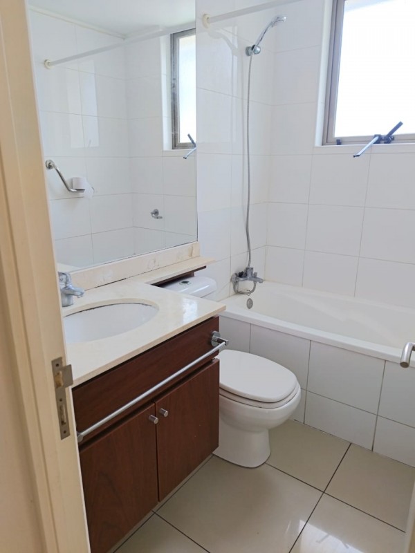 Vende Depto.edificio Miramar Viña del Mar