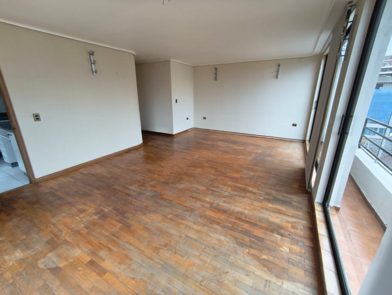 Vende Impecable Depto. en Sector Poniente de Viña del Mar