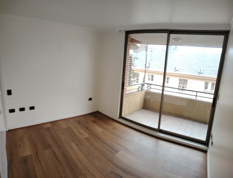 Vende Depto.plan de Viña Plaza Vergara