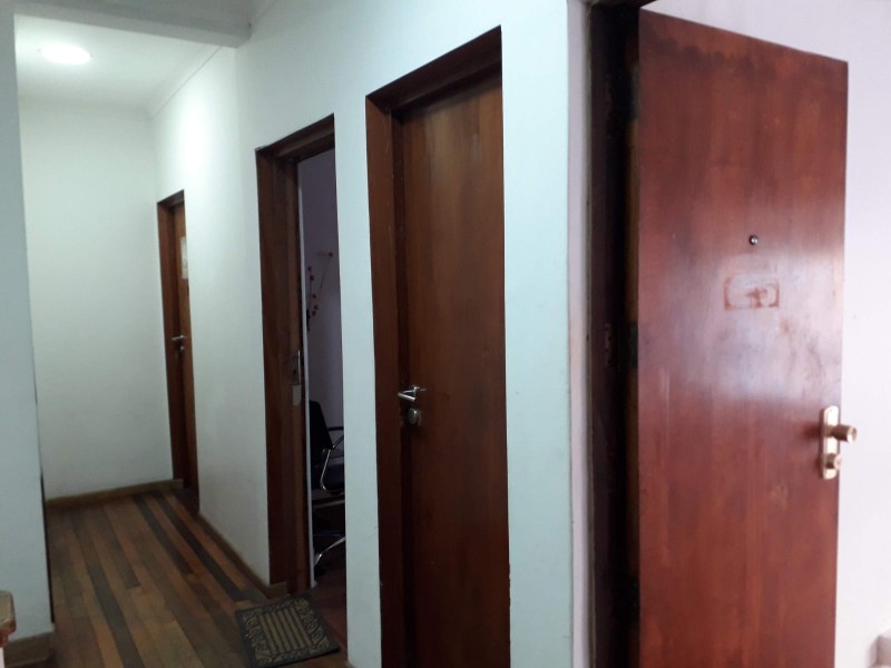 Arriendo de Oficina 10 1/2 Norte Esquina Libertad en Viña de