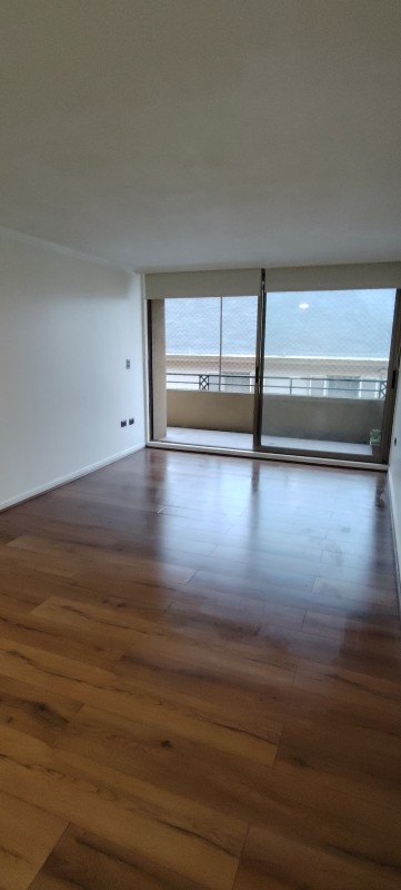 Vende Depto.plan de Viña Plaza Vergara