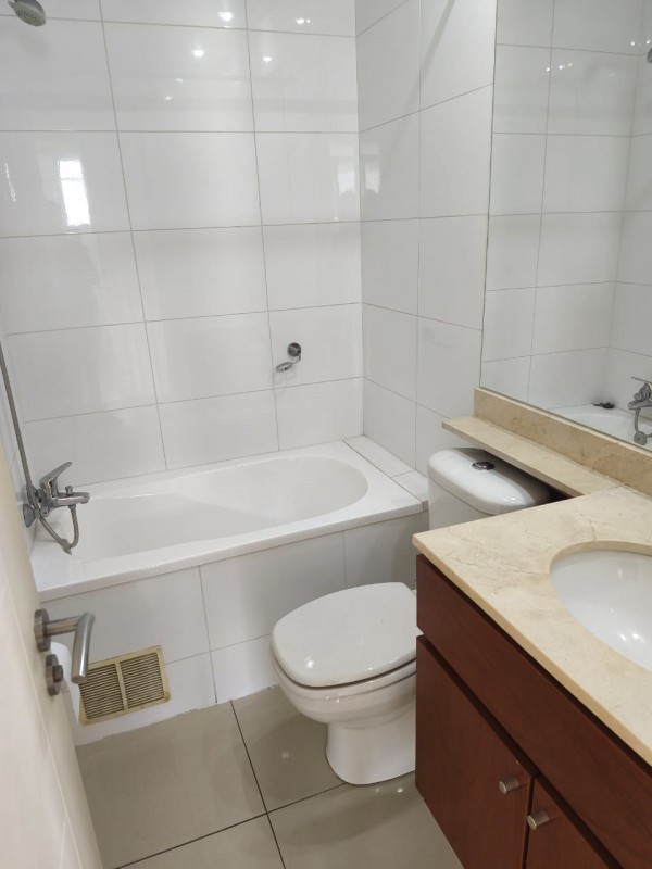 Vende Depto.edificio Miramar Viña del Mar