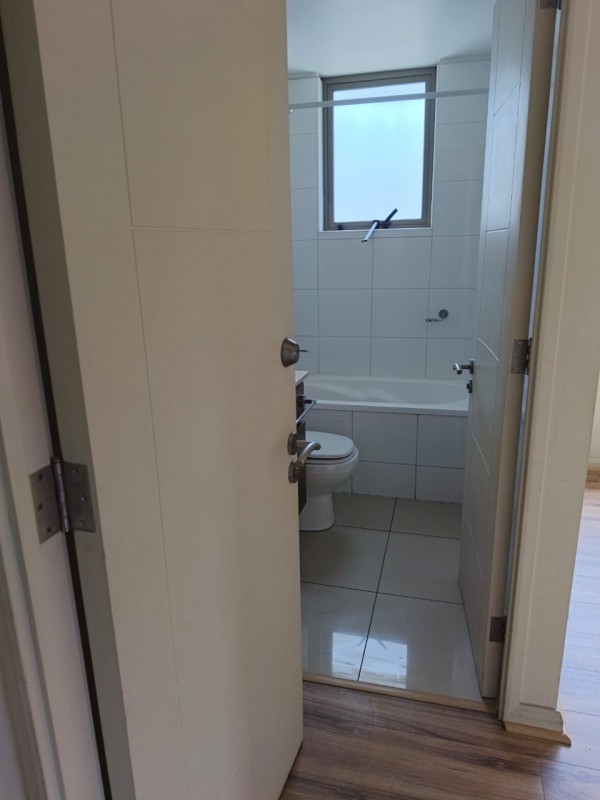 Vende Depto.edificio Miramar Viña del Mar