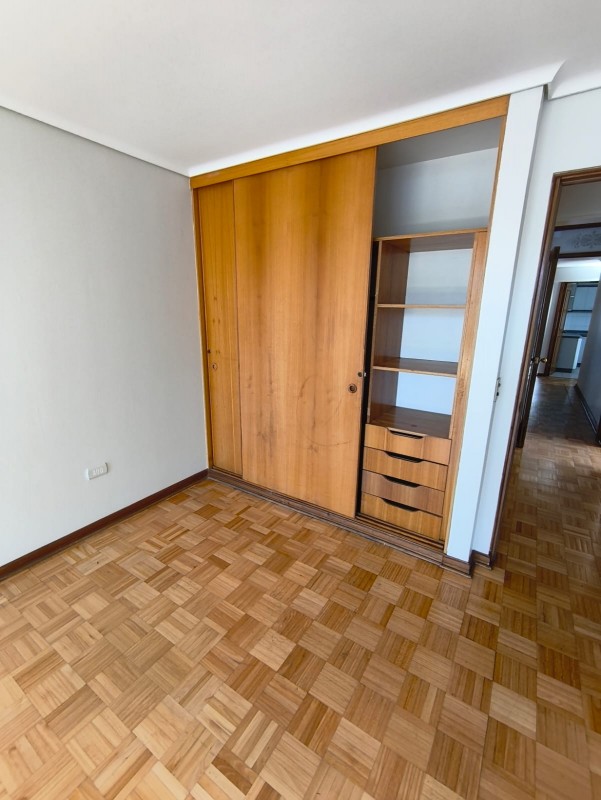 Vende Precioso Depto. Edificio Da Vinci en Viña del Mar