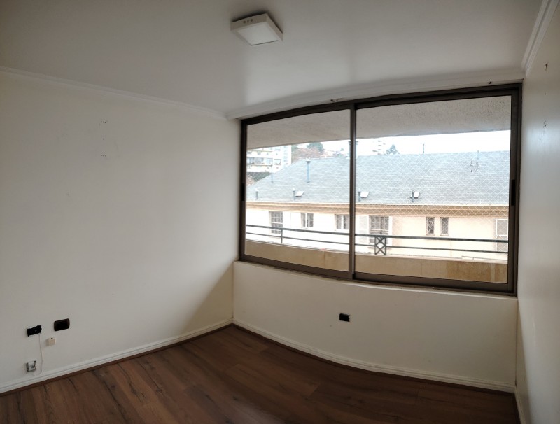 Vende Depto.plan de Viña Plaza Vergara