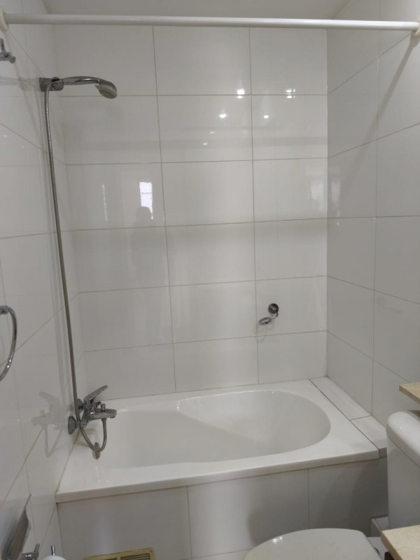 Vende Depto.edificio Miramar Viña del Mar