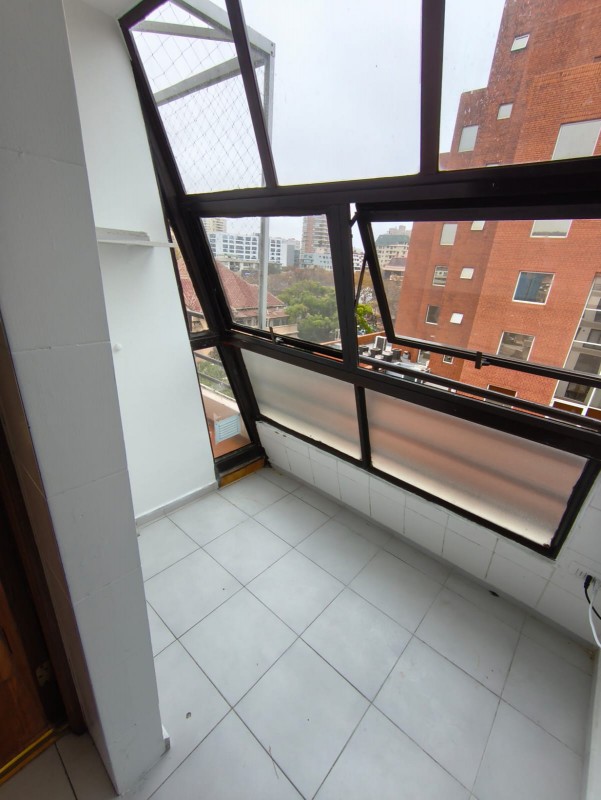 Vende Impecable Depto. en Sector Poniente de Viña del Mar