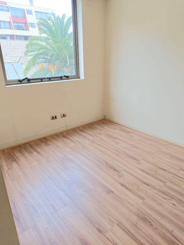 Vende Depto.edificio Miramar Viña del Mar