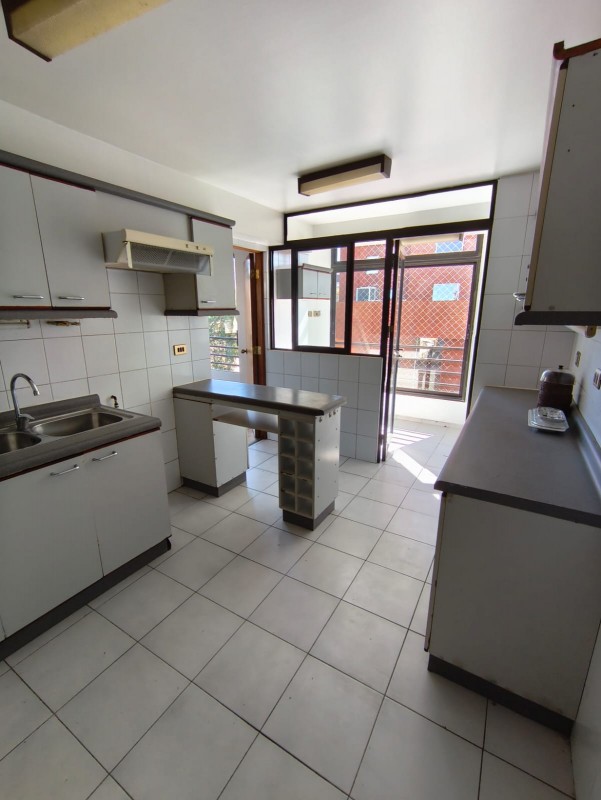 Vende Precioso Depto. Edificio Da Vinci en Viña del Mar