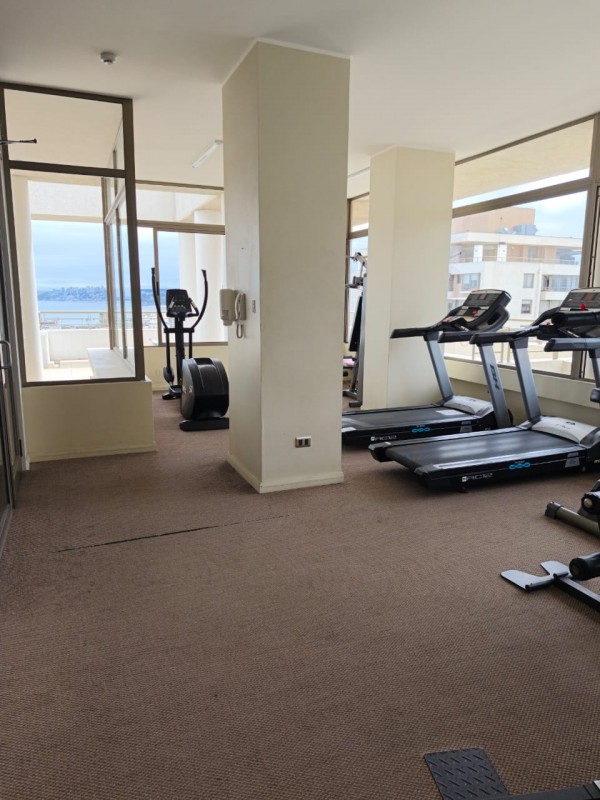 Vende Depto.edificio Miramar Viña del Mar