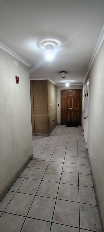 Vende Depto.plan de Viña Plaza Vergara