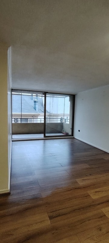 Vende Depto.plan de Viña Plaza Vergara
