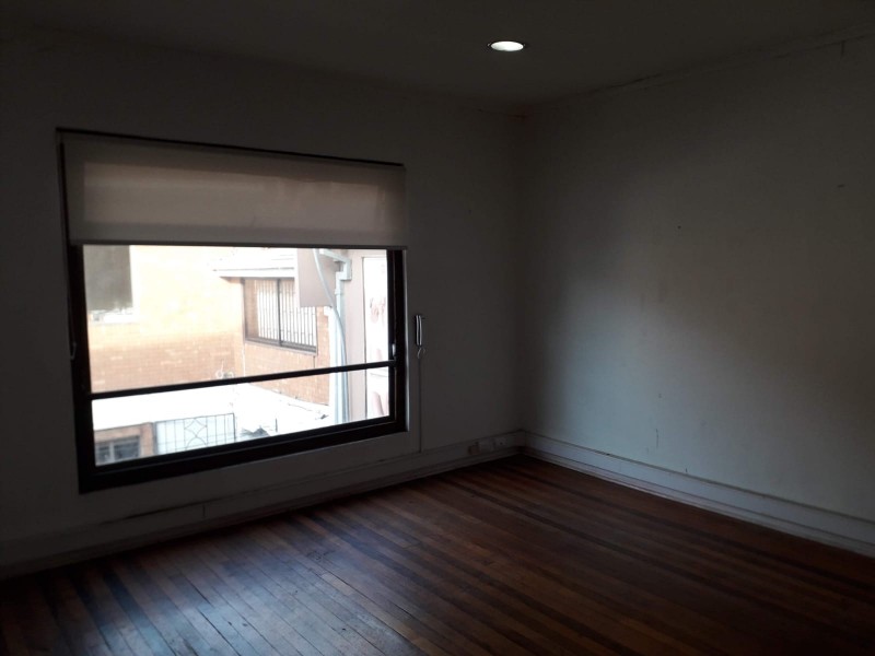 Arriendo de Oficina 10 1/2 Norte Esquina Libertad en Viña de