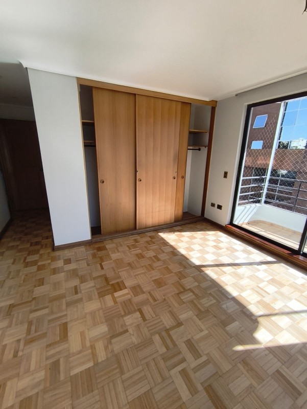 Vende Precioso Depto. Edificio Da Vinci en Viña del Mar