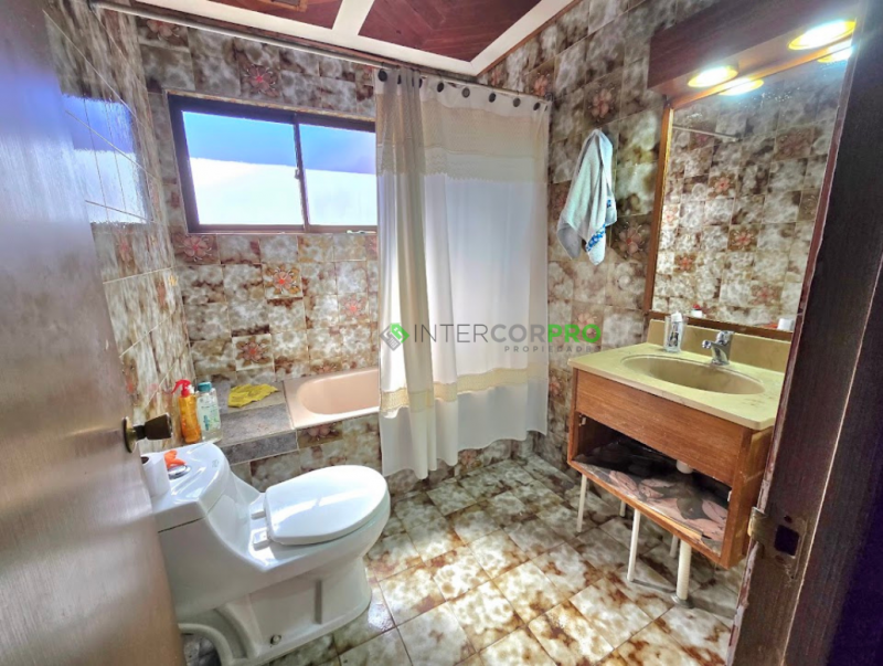 Se Vende Casa en Sector Avenida España, Curicó