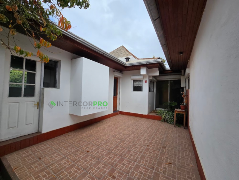 Se Vende Casa en Sector Av. España, Curicó