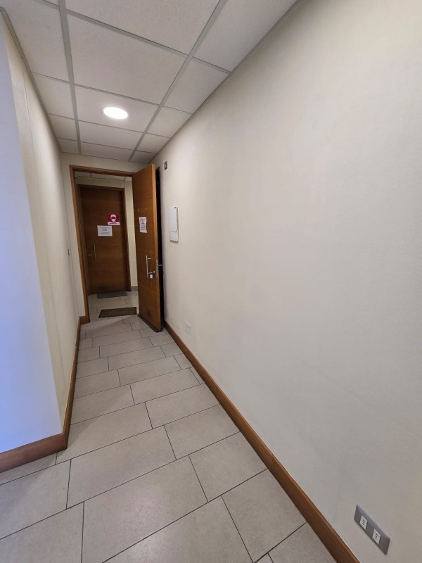 Se Arrienda Oficina en Torre Carmen, Curicó