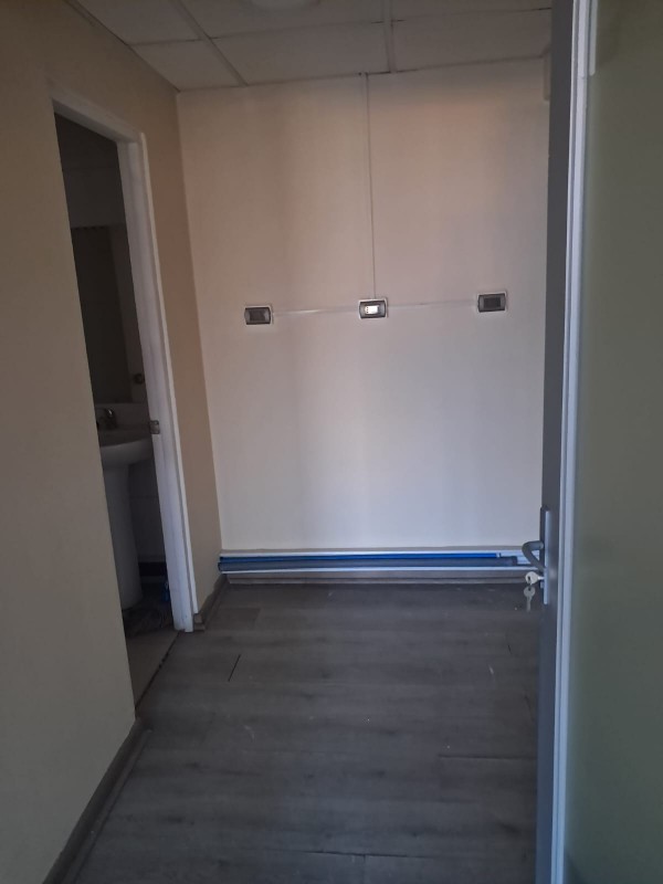 Se Arrienda Oficina Con 1 Box en Edificio Rodríguez, Curicó