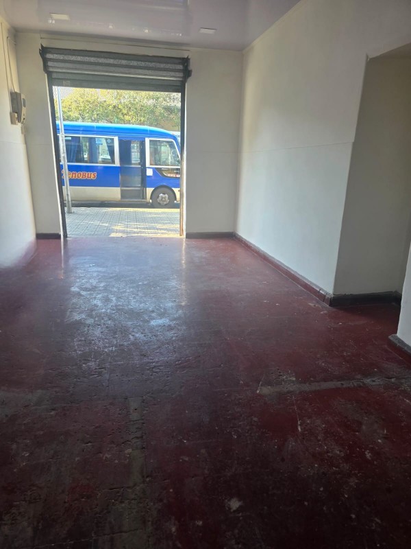 Se Arrienda Local Comercial en Av. O`higgins, Curicó
