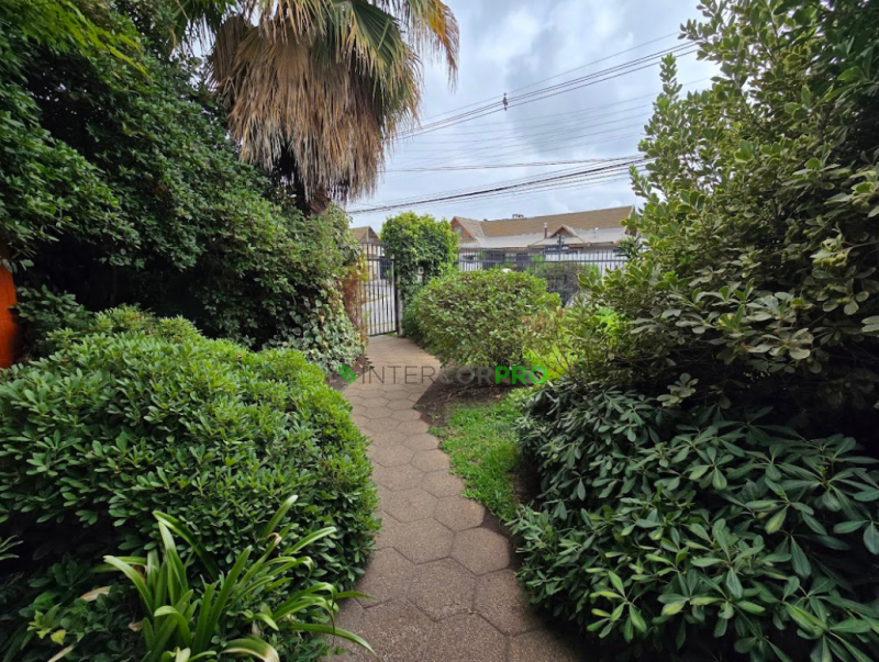 Se Vende Casa en Sector Av. España, Curicó