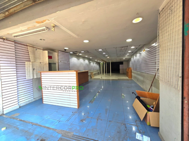 Se Arrienda Céntrico Local Comercial en Calle Yungay, Curicó
