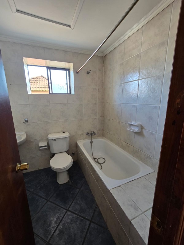Se Vende Casa en Villa Parque Rauquén, Curicó