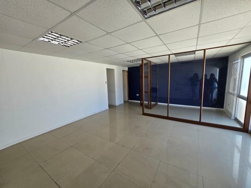Se Arrienda Oficina en Calle Manuel Montt, Curicó