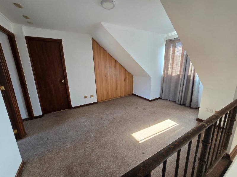 Se Vende Casa en Villa Parque Rauquén, Curicó