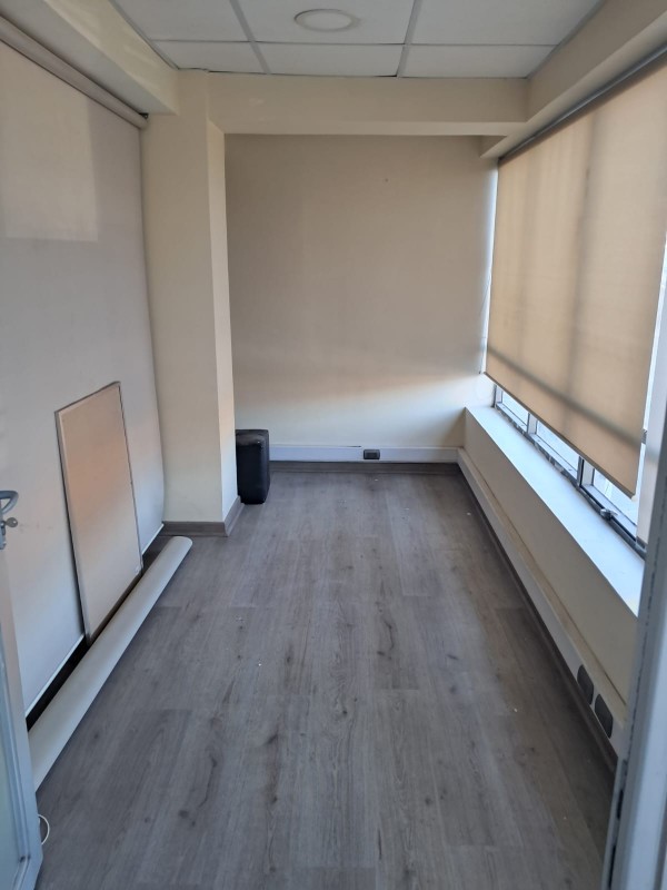 Se Arrienda Oficina Con 1 Box en Edificio Rodríguez, Curicó
