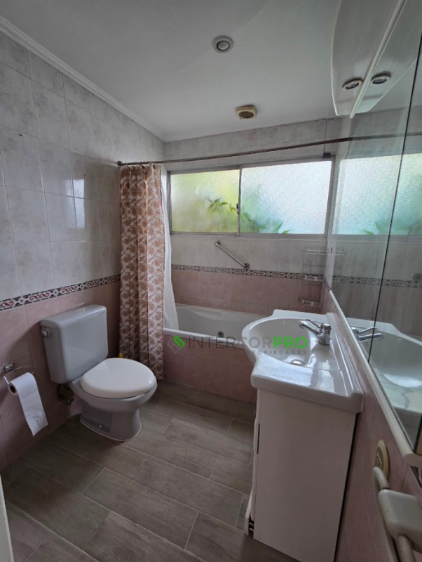 Se Vende Casa en Sector Av. España, Curicó