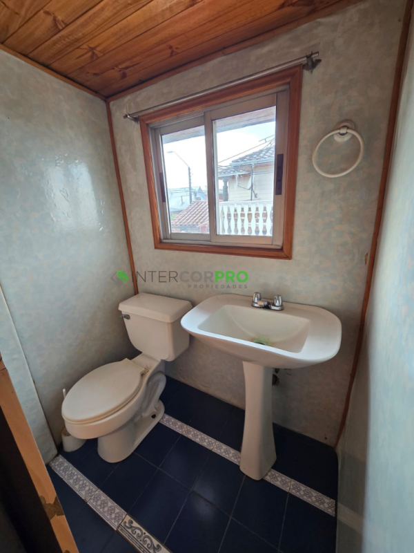 Se Vende Casa en Villa Costa Azul, Curicó