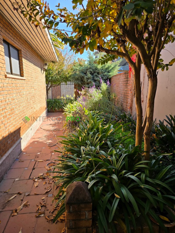 Se Vende Casa en Sector Avenida España, Curicó