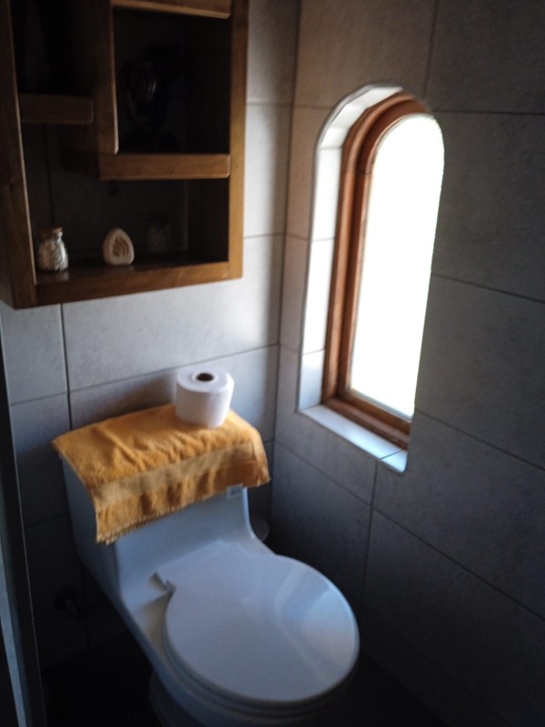 Casa Cómoda en Muy Buen Estado, Sector Tranquilo