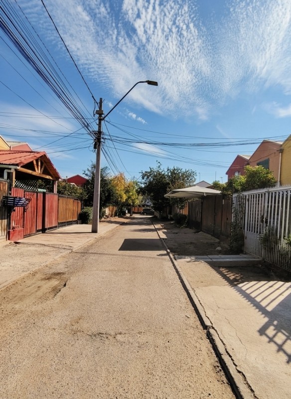 Oportunidad en Colina: Casa en Arriendo | Valle Verde | $400
