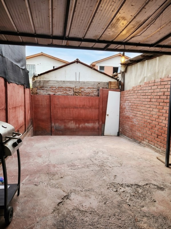Oportunidad en Colina: Casa en Arriendo | Valle Verde | $400