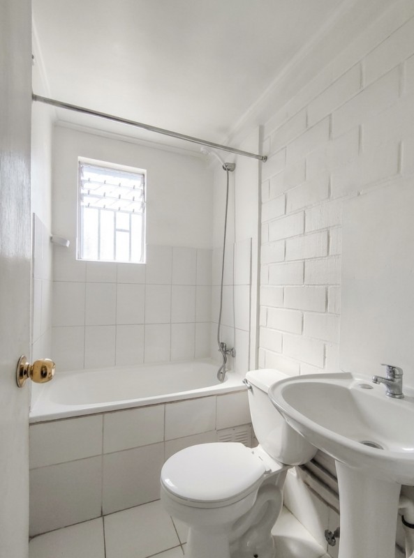 Oportunidad en Colina: Casa en Arriendo | Valle Verde | $400