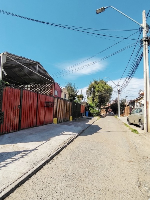 Oportunidad en Colina: Casa en Arriendo | Valle Verde | $400