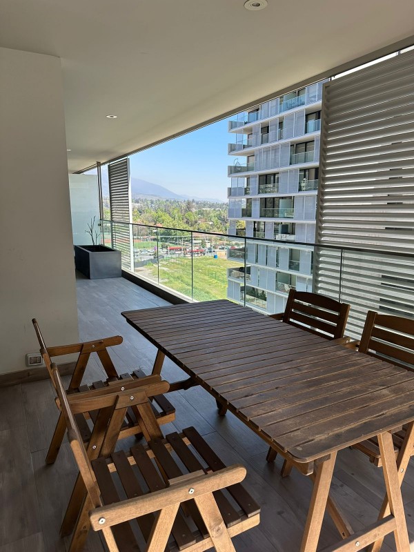 ¡oportunidad Única en San Damián! Lujo y Vistas en Vitacura