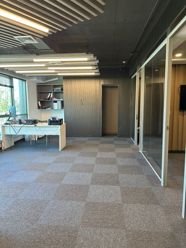 Venta Oficina Vitacura Tabancura | 2 Privados+2B+2 Estac