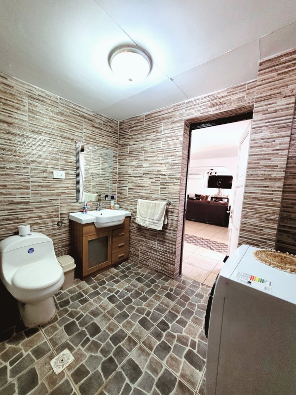Venta Casa Sector Esmeralda | 3D+2B+2 Estac