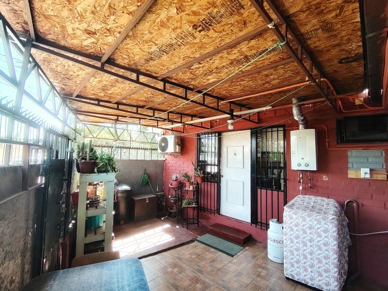 Casa en Venta 1.632 Uf 3 H 1B Sin Estacionamiento Colina