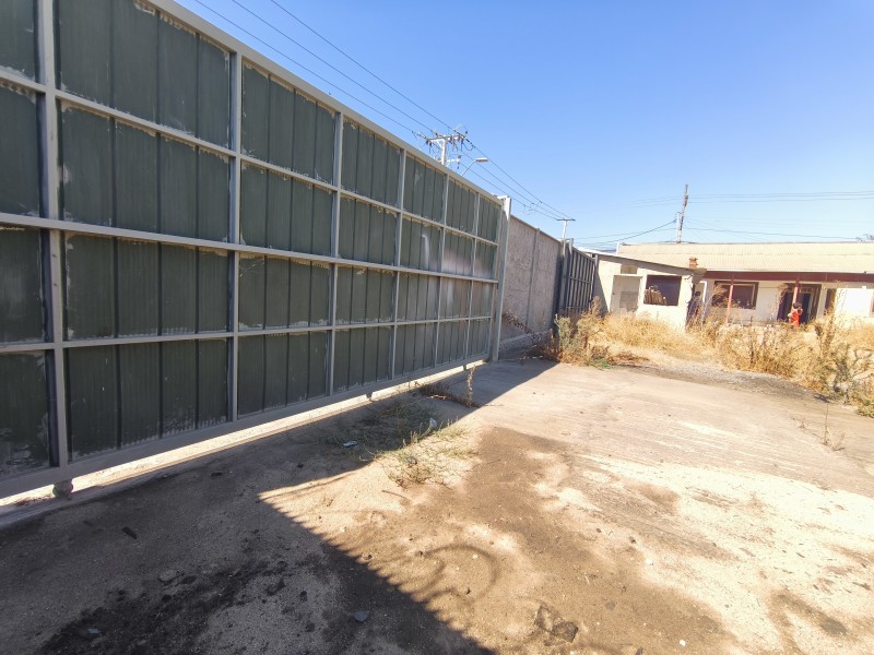Vende Terreno Comercial