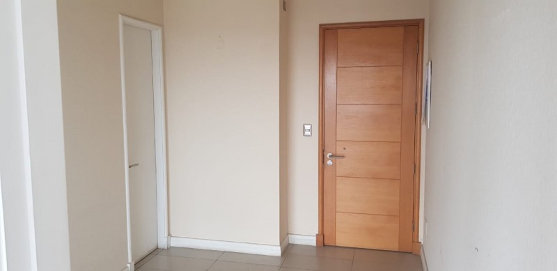 Arriendo Oficina Edificio Plaza Poniente