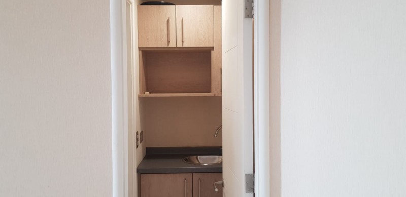 Arriendo Oficina Edificio Plaza Poniente