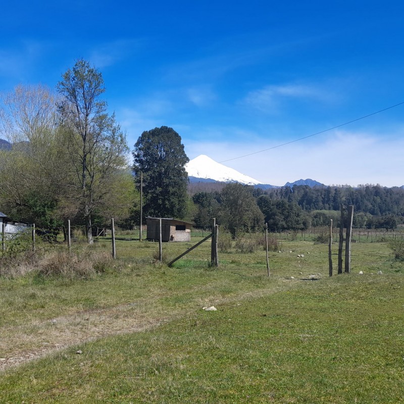 Hermosa Parcela Terreno Chileno en Sector Menetue , Pucón