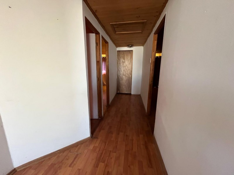 Se Vende Amplia Casa en Jardines de Rauquen