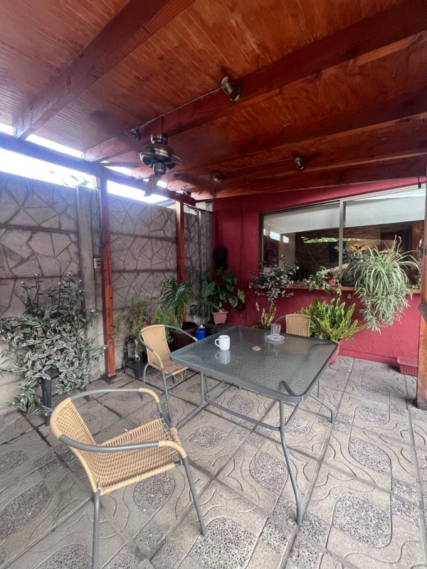 Se Vende Casa en un Muy Buen Sector!!!