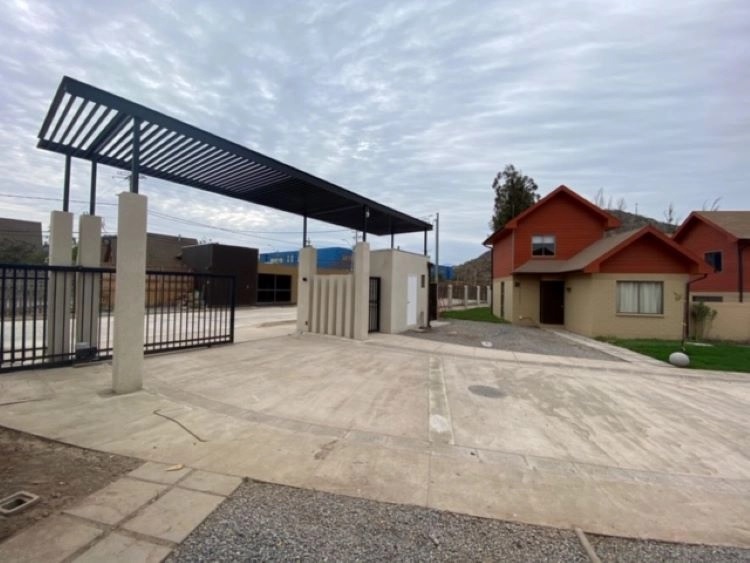 Fotografía de Venta de Casa en Condominio